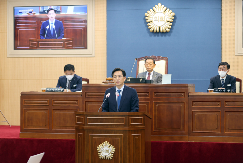영암군의회 제2차 본회의 군정질의답변  이미지 1