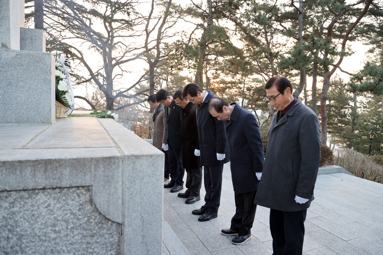 갑진년 새해 충혼탑 참배 이미지 2