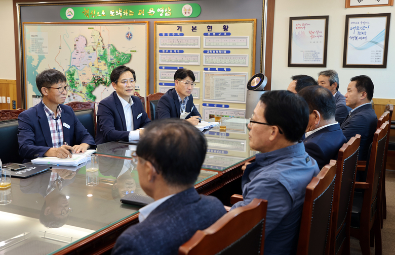 관내 농협조합장과 간담회 이미지 1
