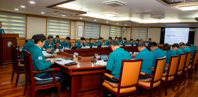 청년친화도시, 매일시장 특화상점가 준비보고 및 의견수렴을 위한 정책회의 이미지 2