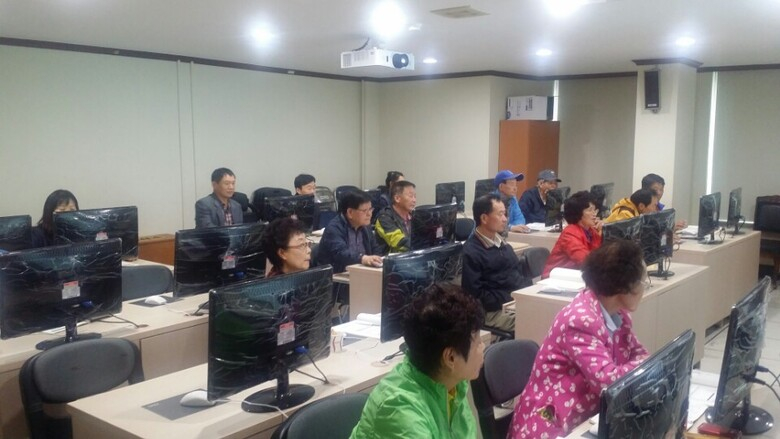 영암군 군민 맞춤형 정보화 교육 운영 이미지 2