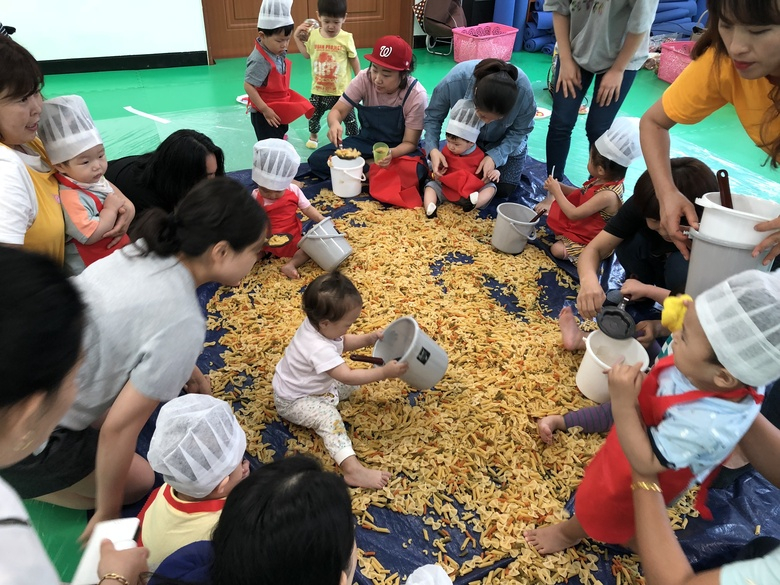 우리 아기 쑥쑥 크는 오감발달 교실 이미지 1